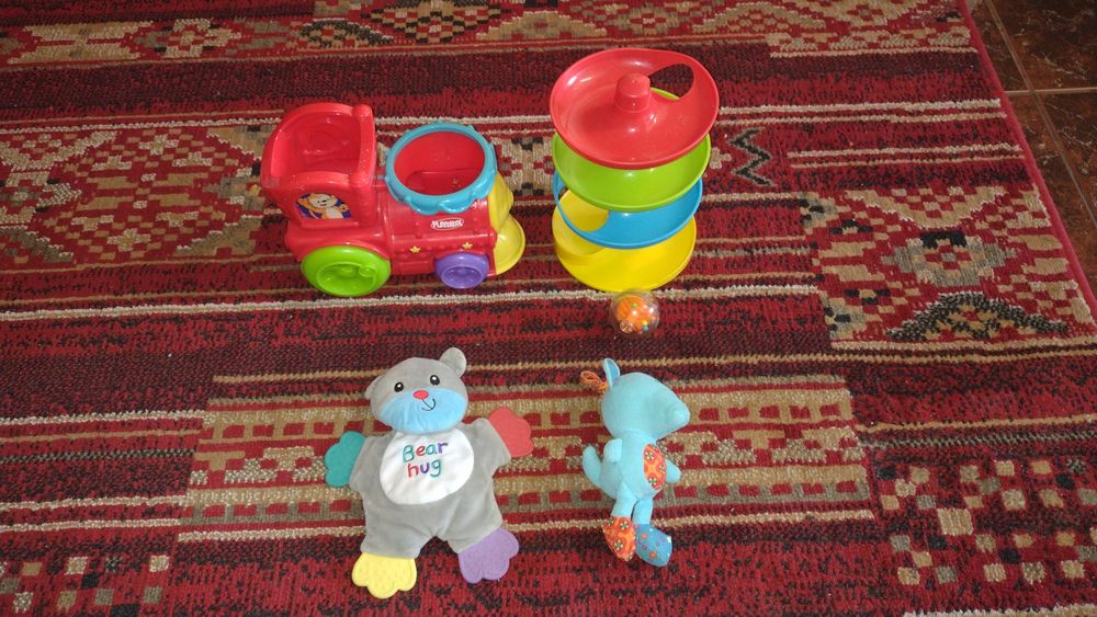 Lot jucarii bebelusi