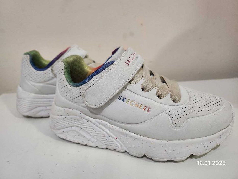 Маратонки Sketchers за момичета 27 номер