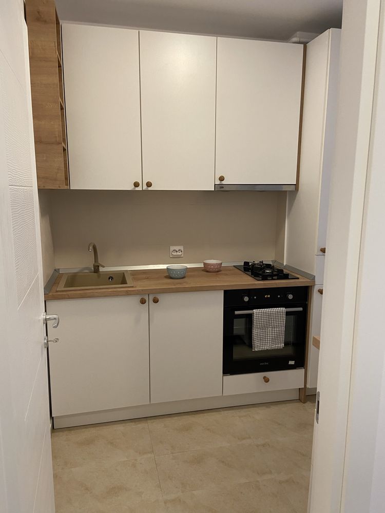 Garsonieră Hils | PROPRIETAR | Centrală proprie | Balcon | Metrou