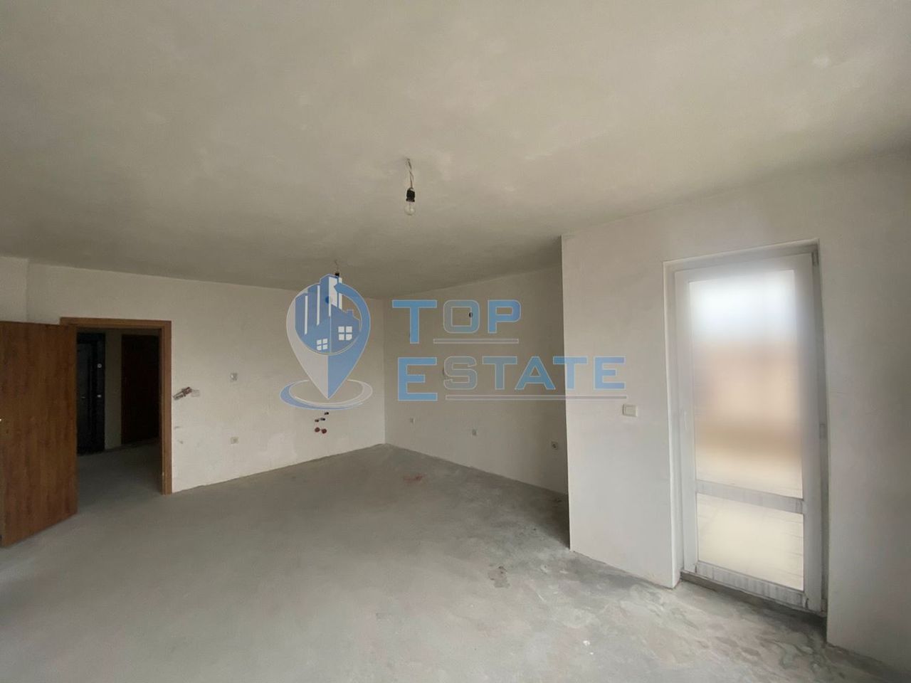 Продава се Четиристаен апартамент в Велико Търново, Бузлуджа - 150 кв.м за 1024 €/кв.м - Снимка #1