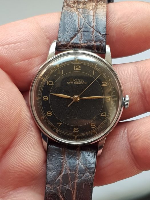 Vînd ceas elvețian Doxa