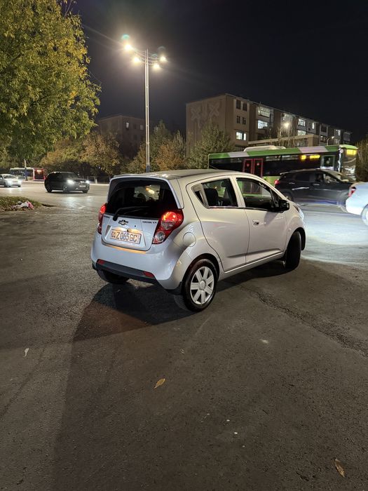 Srochna sotiladi spark 2015 mexanika kraska oldi krilo qogan joyi toza