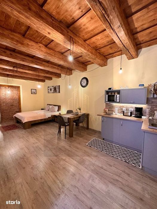 Apartament spre vanzare amplasat la doar 2 minute de Piata Sfatului