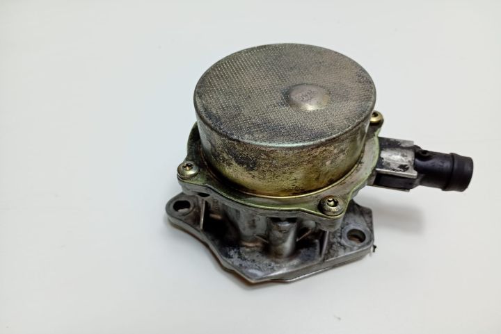 Pompa vacuum 1.5 dci Dacia Logan prima generatie seria