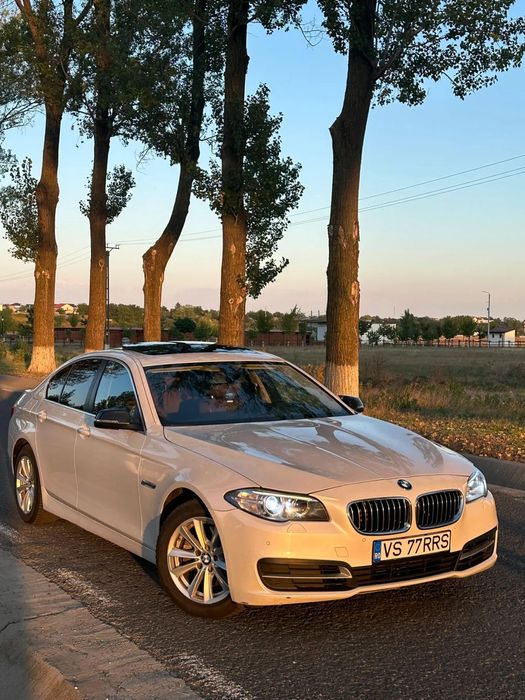 BMW Seria 5 BMW 520d xDrive Luxury Line Alb Perlat