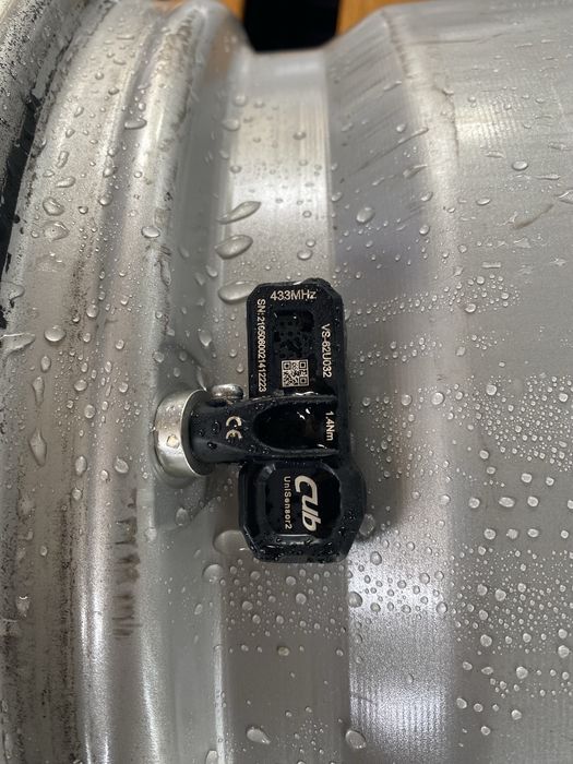 16 цола 5 х 108 мм Форд , Волво , Ford , Volvo