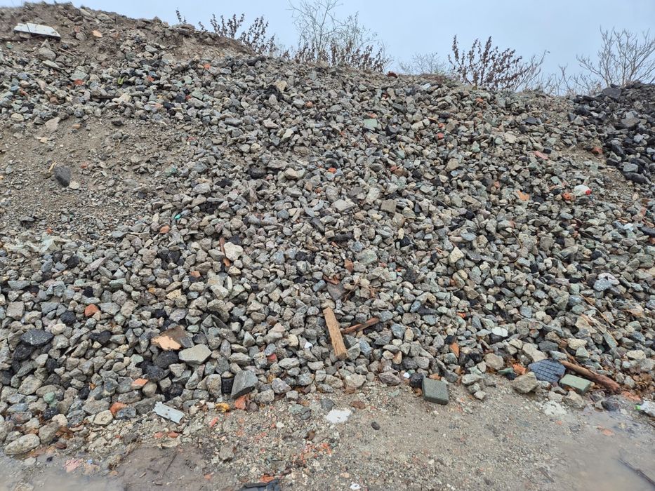 Vand beton concasat,  piatra sparta, nisip, sorturi, pamant