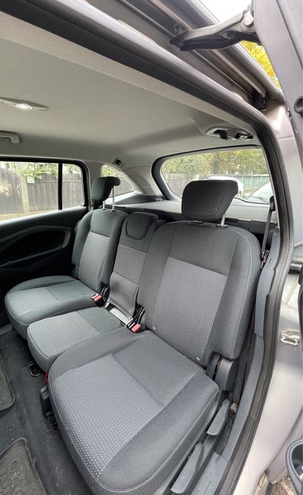 Ford Grand C-max 1.6 TDCi titanium