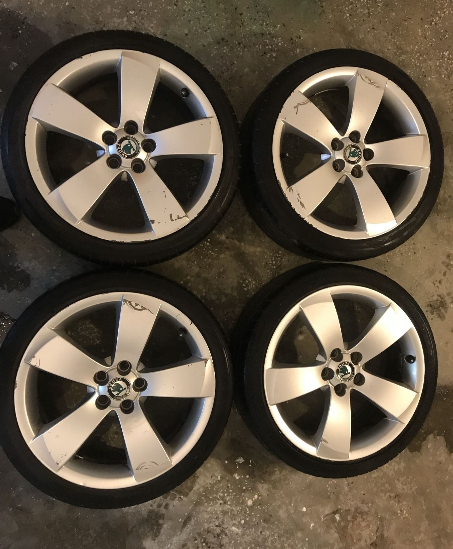 Джанти 17 за VW с гуми