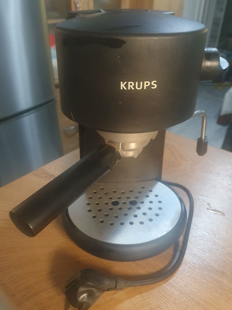 Кафе машина еспресо KRUPS