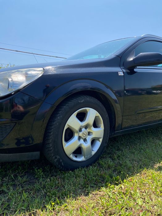 Vând Opel Astra H