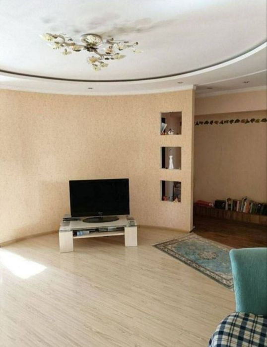 Юнусабад Ц5  Аренда 3комн 2 этаж