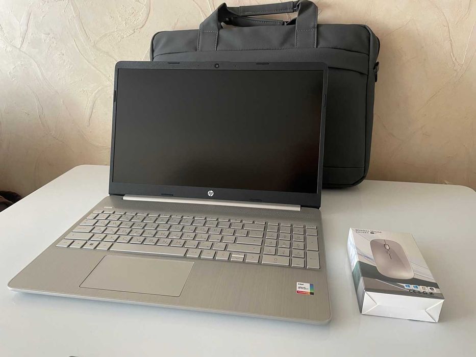 Продам ноутбук Hp 15s-fq509 /i5-1235u/8gb ram/512gb ssd/intel graphics