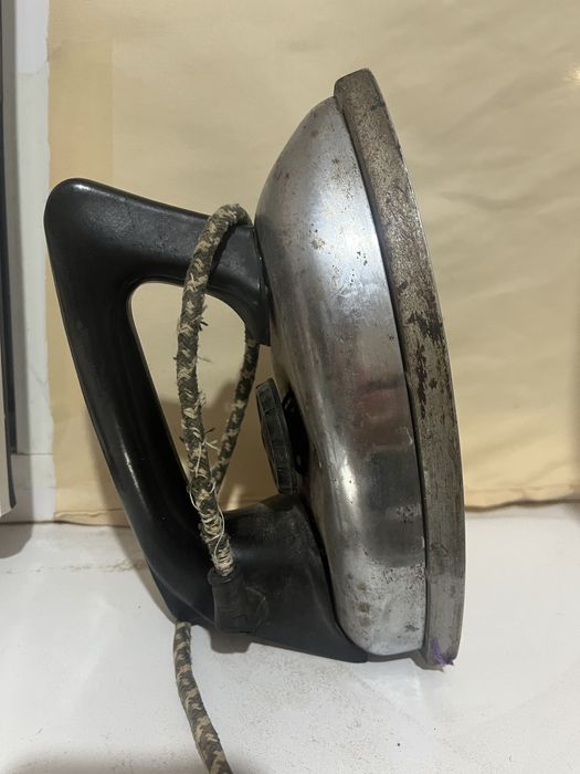 Утюг советский