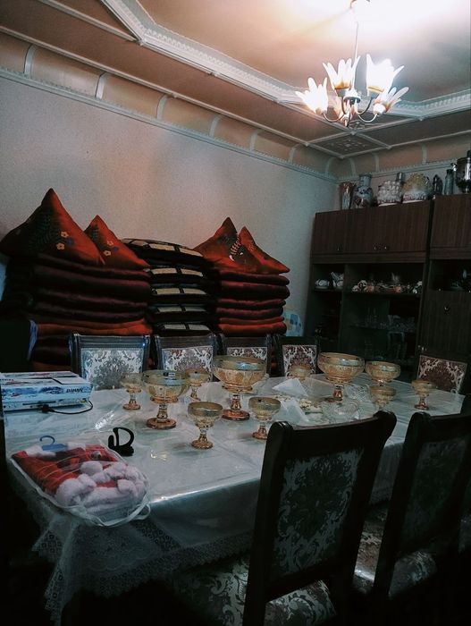 3soʻtix, 4 xona padval, qishki oshxona va yozgi oshxona, sanuzel