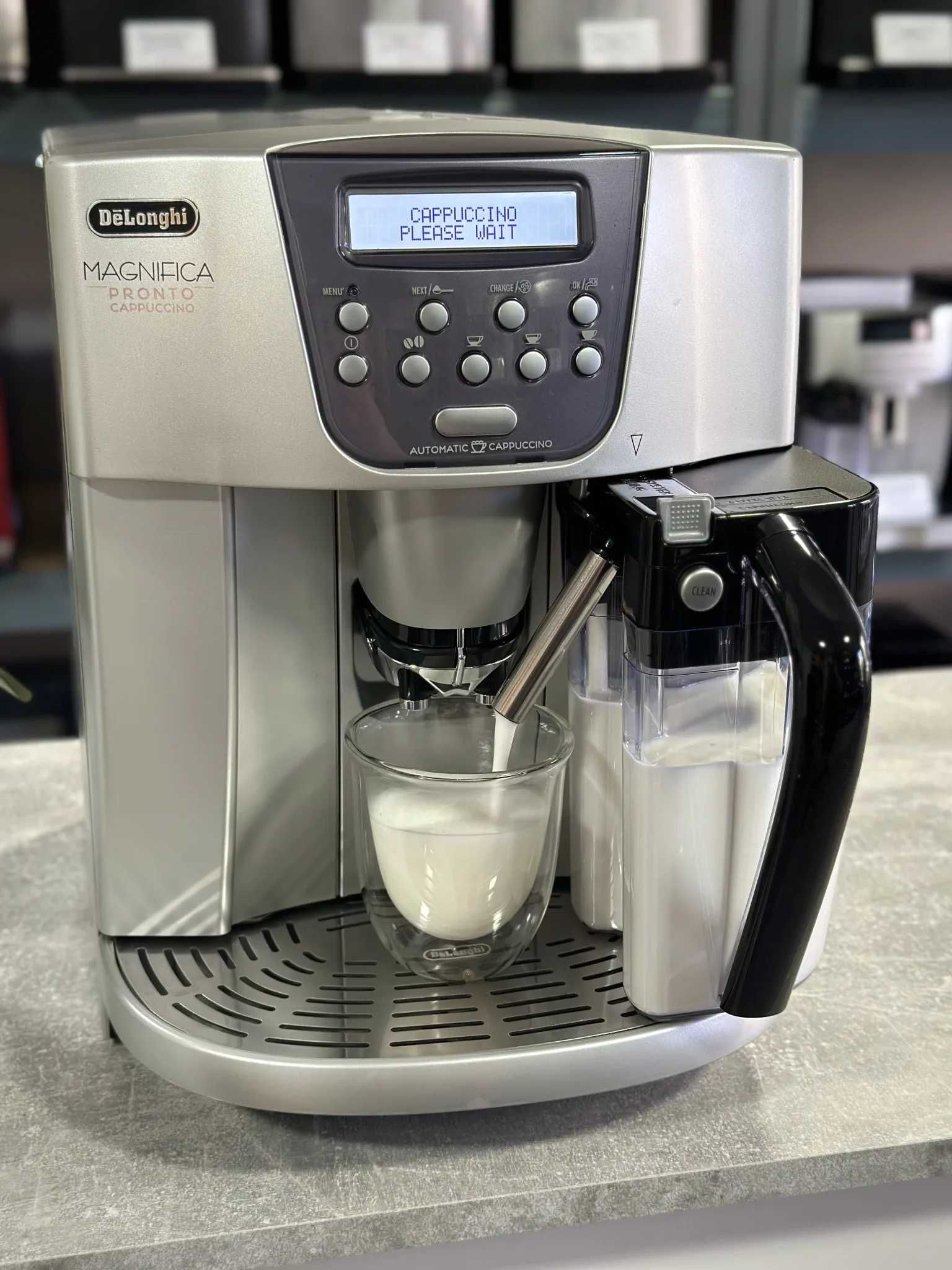 Кафемашина DeLonghi Magnifica Pronto Cappuccino