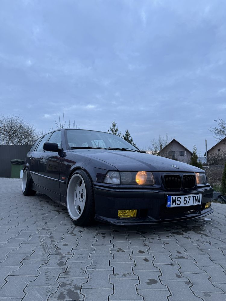 BMW e36 Touring 325i