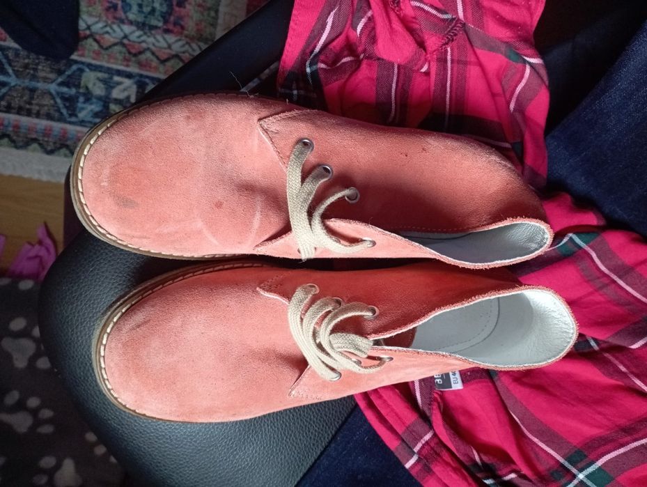 Vând ghete piele femei