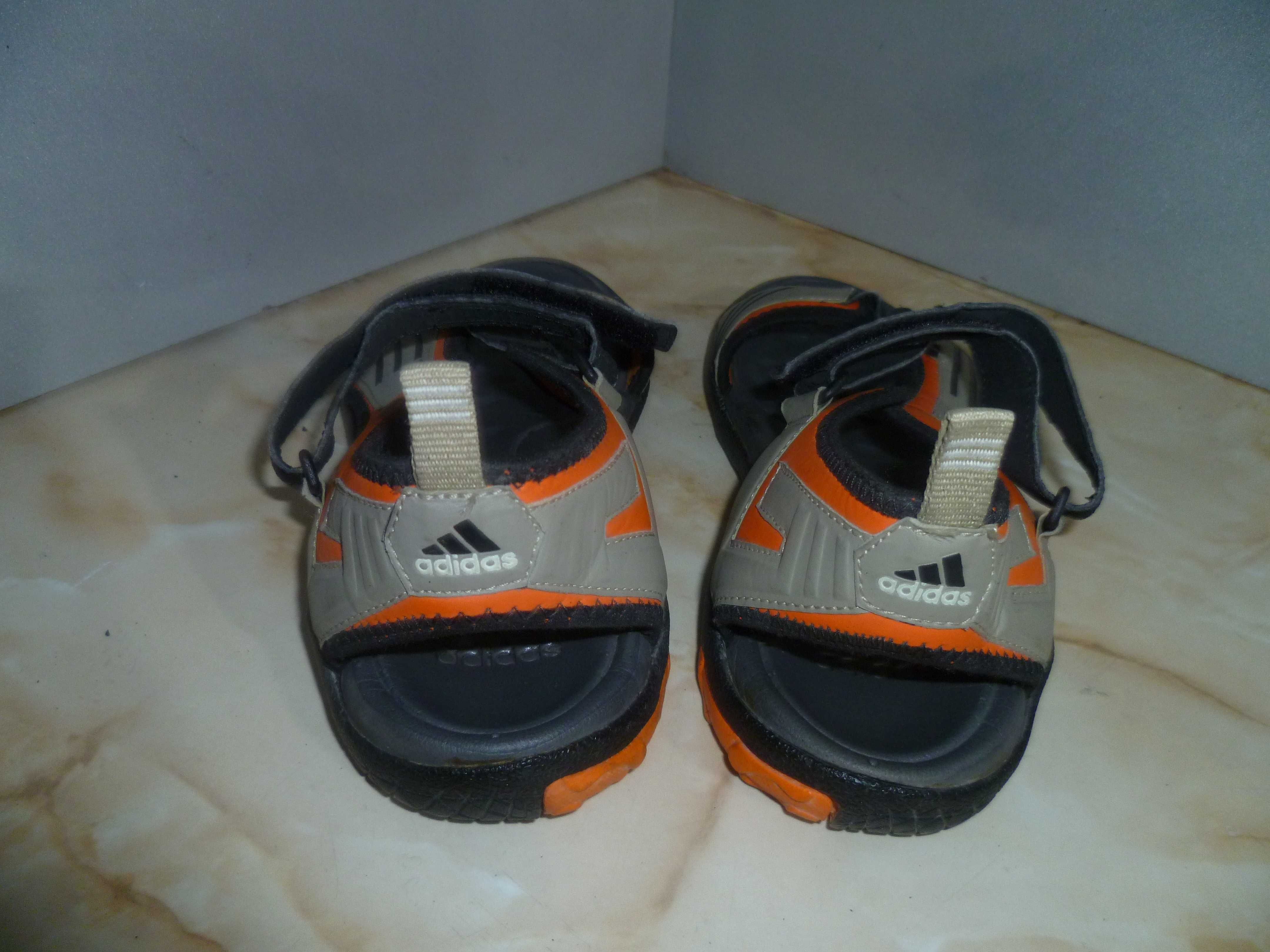 ADIDAS сандали №38
