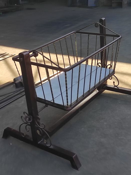 Assalom aleykum bolalar uchun belanchak sotiladi