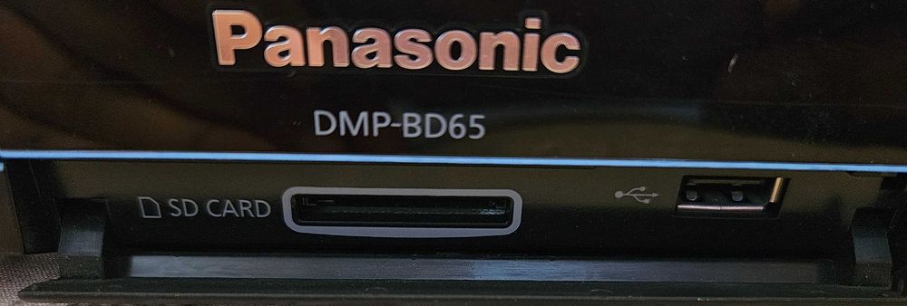 Blu-ray player Panasonic FMP-BD65EG-K
Блу-рей плеър Панасоник