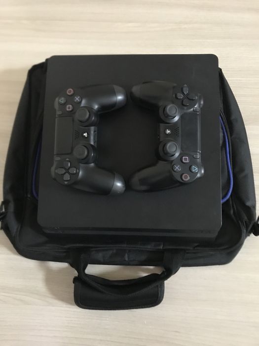 PlayStation 4 Slim