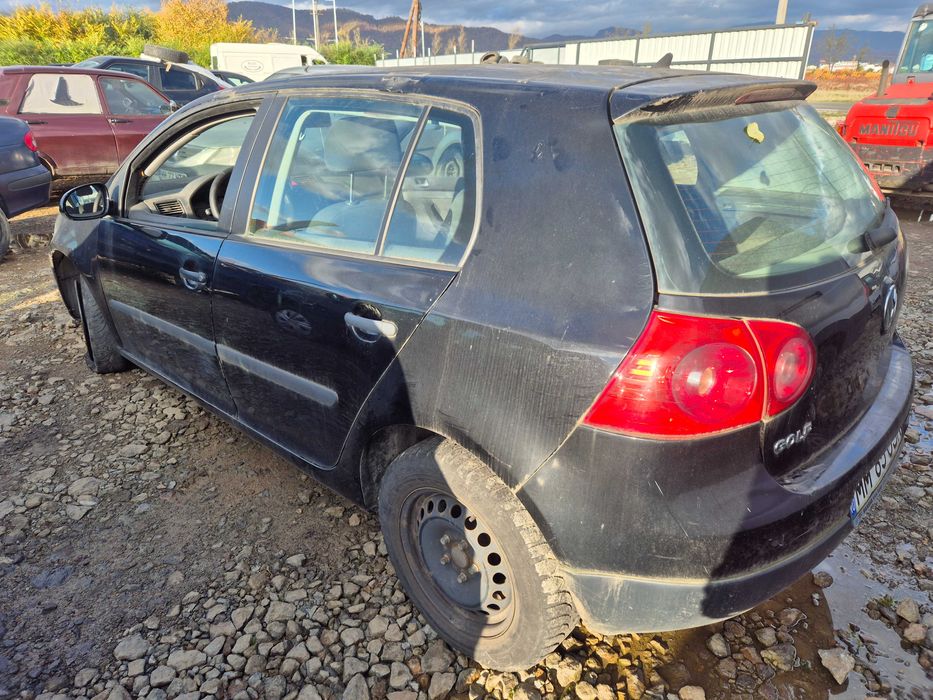 Dezmembram VW golf 5, 1.6FSI tip BLF ,1.9 TDI tip BXE