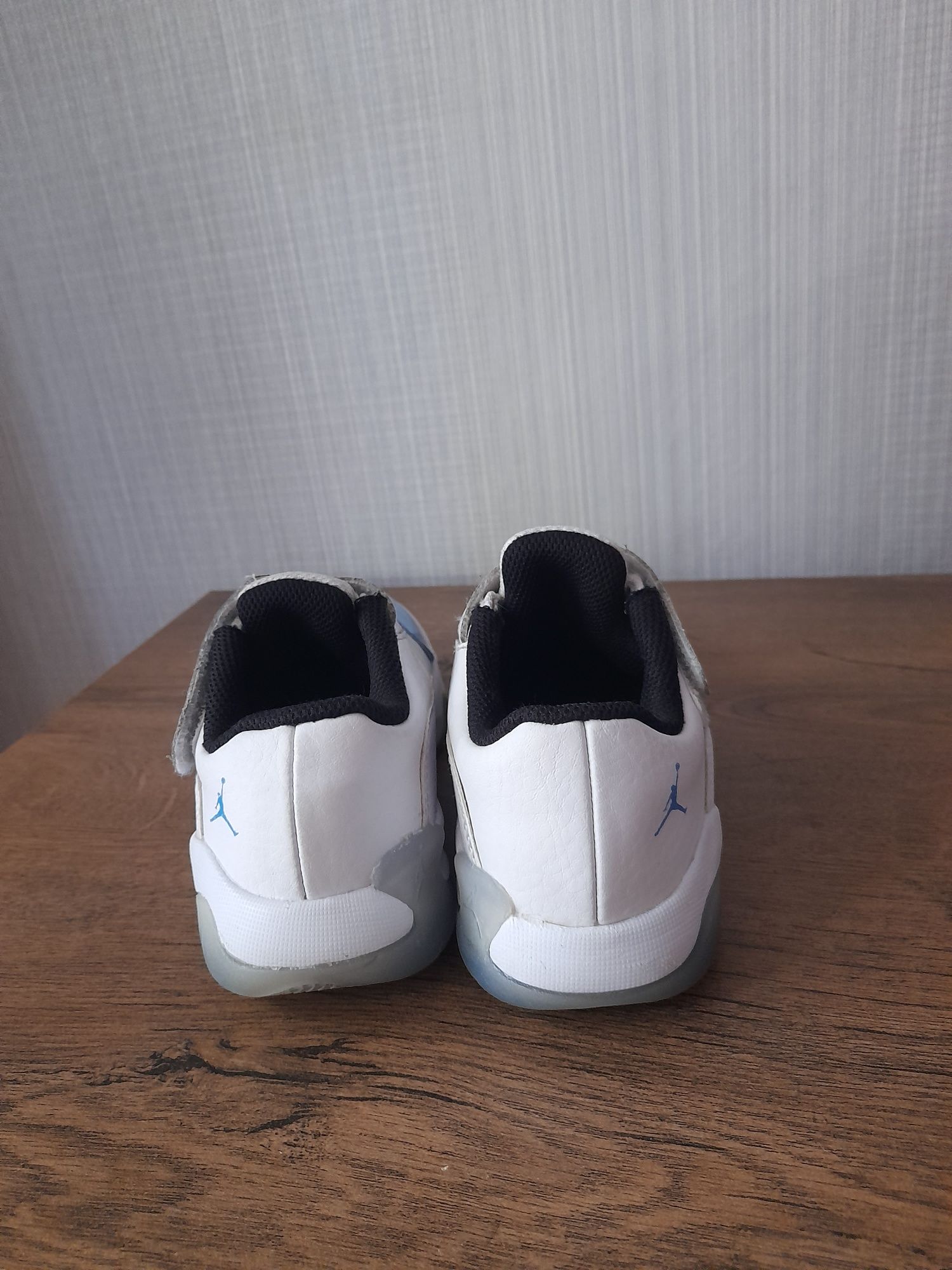 Jordan 11 детски кецове 31 номер.