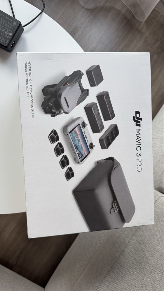 DJI Mavic 3 Pro Fly More Combo (DJI RC)
