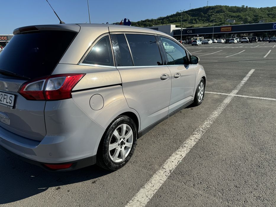 Vand Ford Grand C max 7 locuri