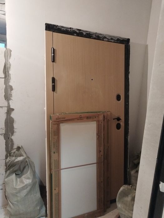 Двер железный званите  40000