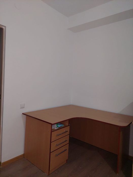 Продаётся компьютерный стол