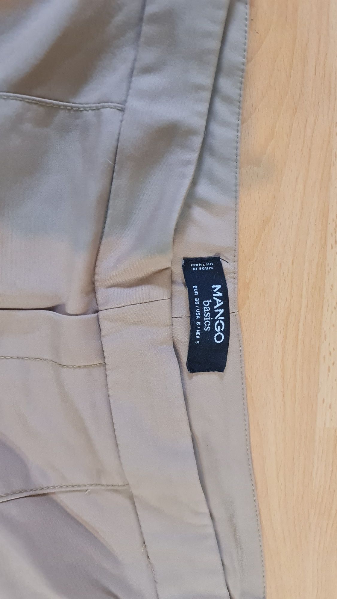 Pantaloni dama Mango, culoare bej, marime 38/M