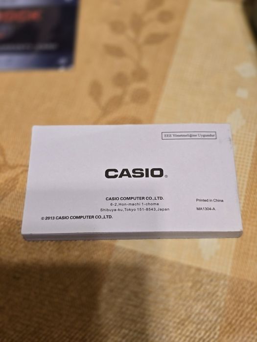 Часовник g-shock GM-B2100 W