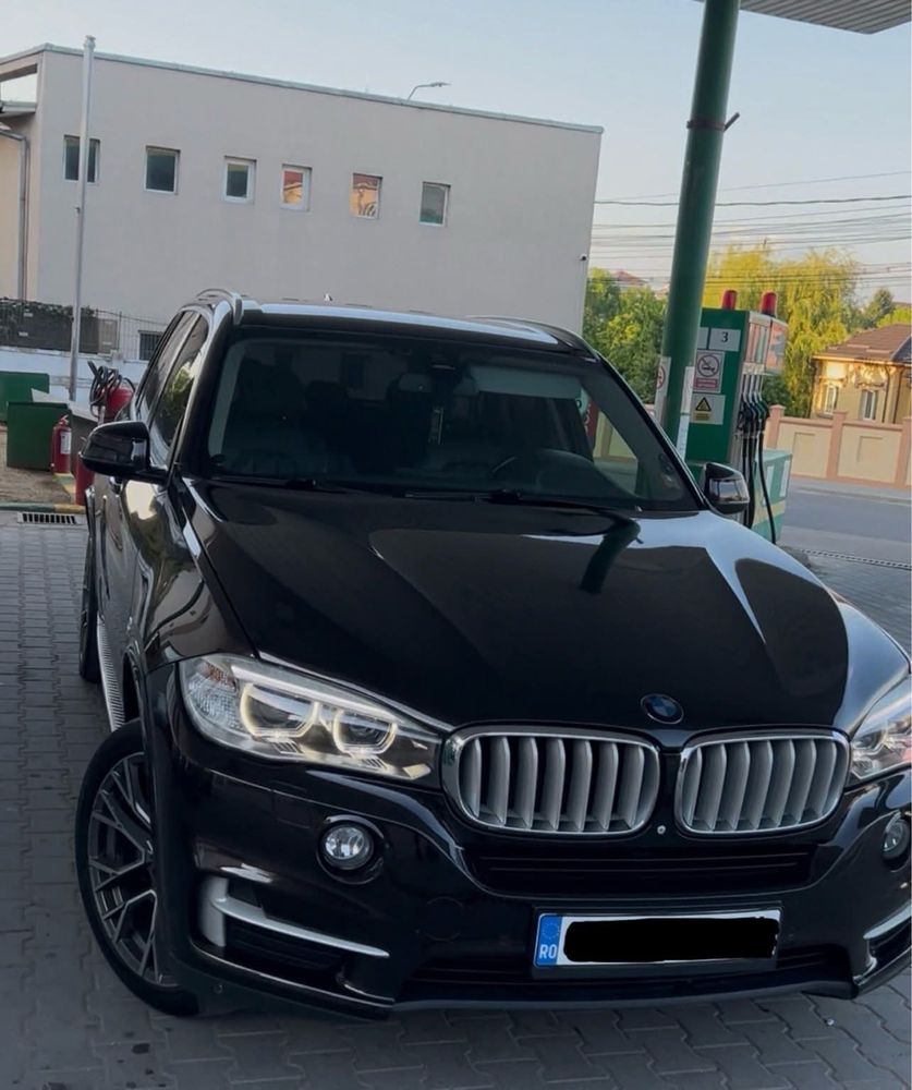 Vând sau schimb BMW X5 F15-2015-3.0D. Stare Impecabila