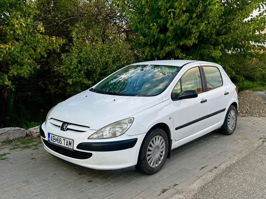 Vând Peugeot 307, an 2002, motor 2.0 diesel, 418.000 km, FUNCȚIONALĂ!
