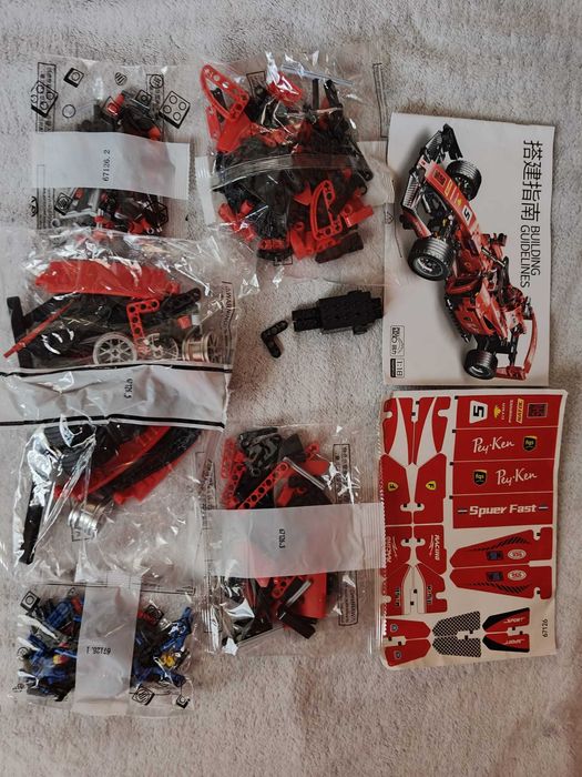 Joc constructii tip Lego technic  F1 Ferrari 455 piese TOYLINX