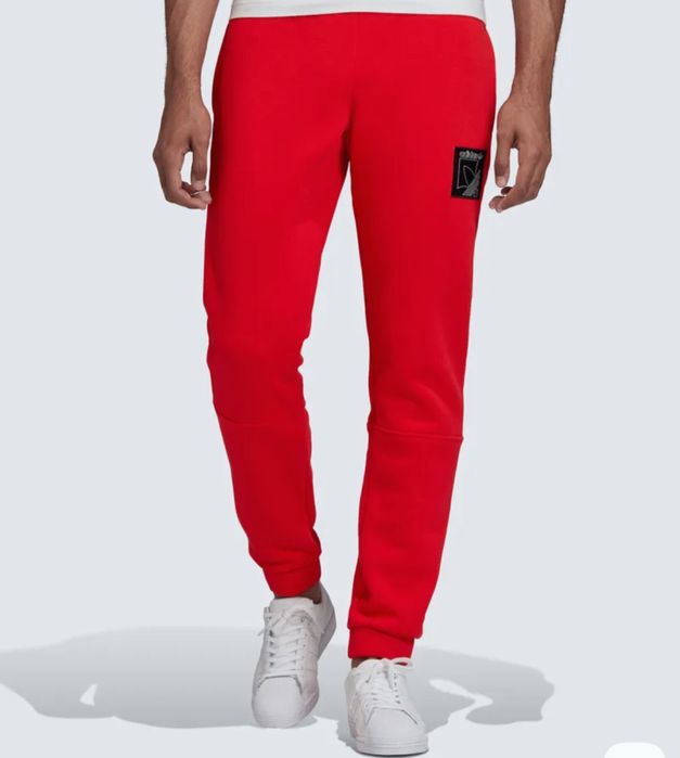 Спортивный костюм adidas