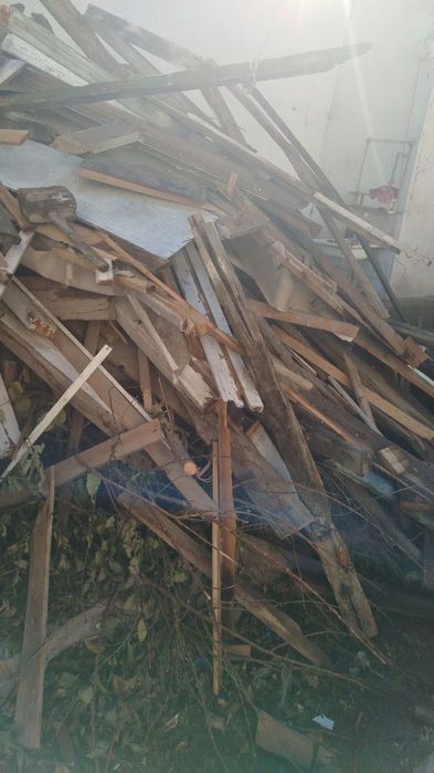 Utin sotiladi,narxi kelishilgan xolda