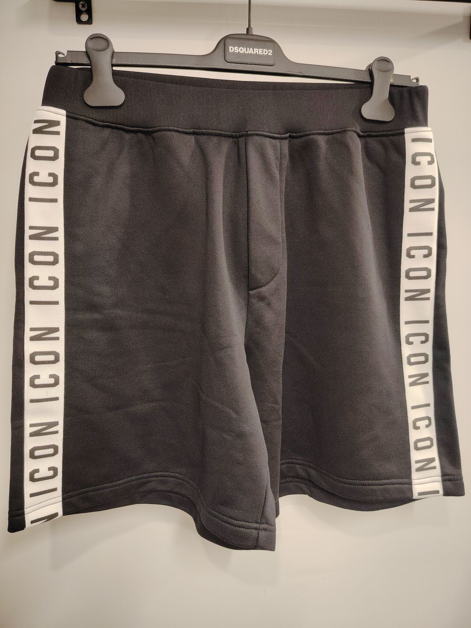 Dsquared бермуди