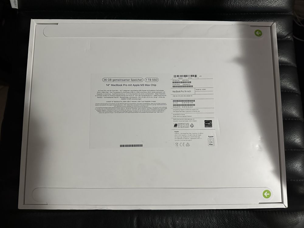  MacBook Pro 14 inch M3 Max**36GB**1000 SSD**Nou**2024