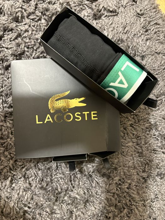 Vand Boxeri si caciuli