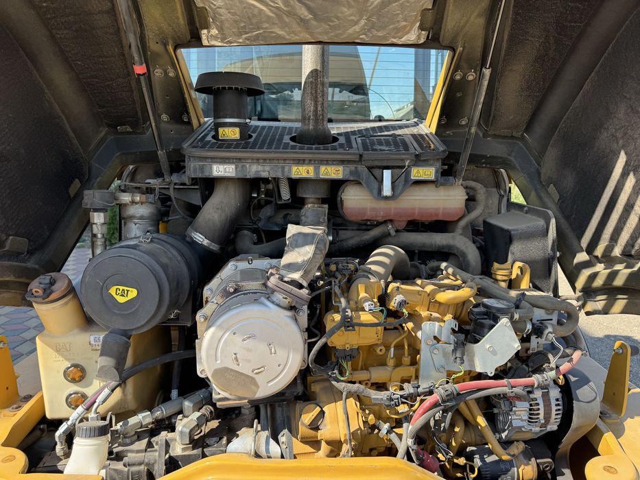 Incarcator frontal Caterpillar CAT 908M