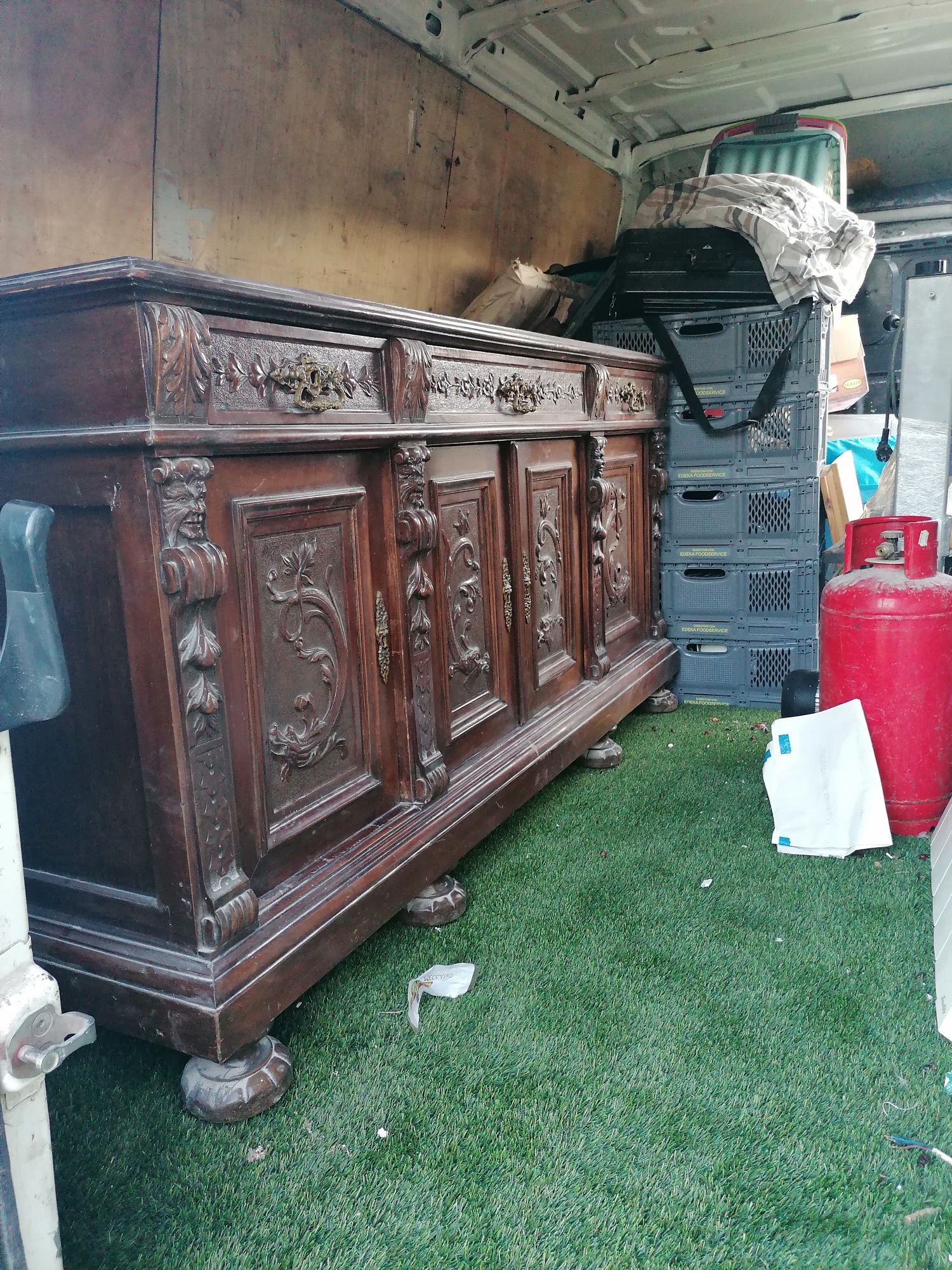 Credenza antiquariat lemn masiv castan 1800 restaurata