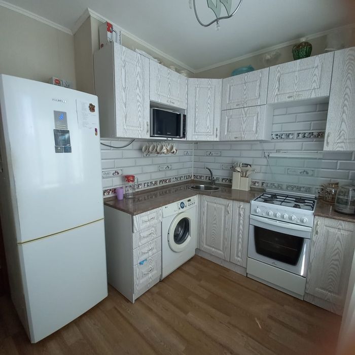 2комнатная квартира,7/9,ул.Валиханова,район 4 и 23школ,47кв,м.