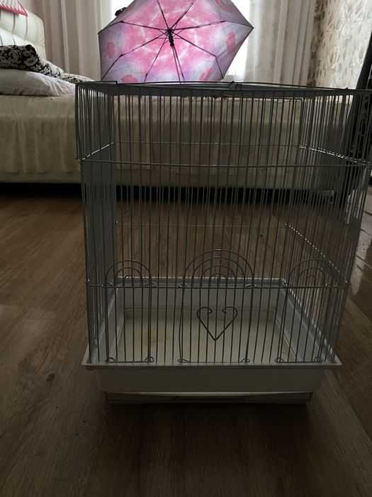 Продам клетку для попугая