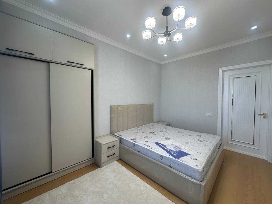 3х комнатная квартира 6 этаже 73кв/м, в Самарканде