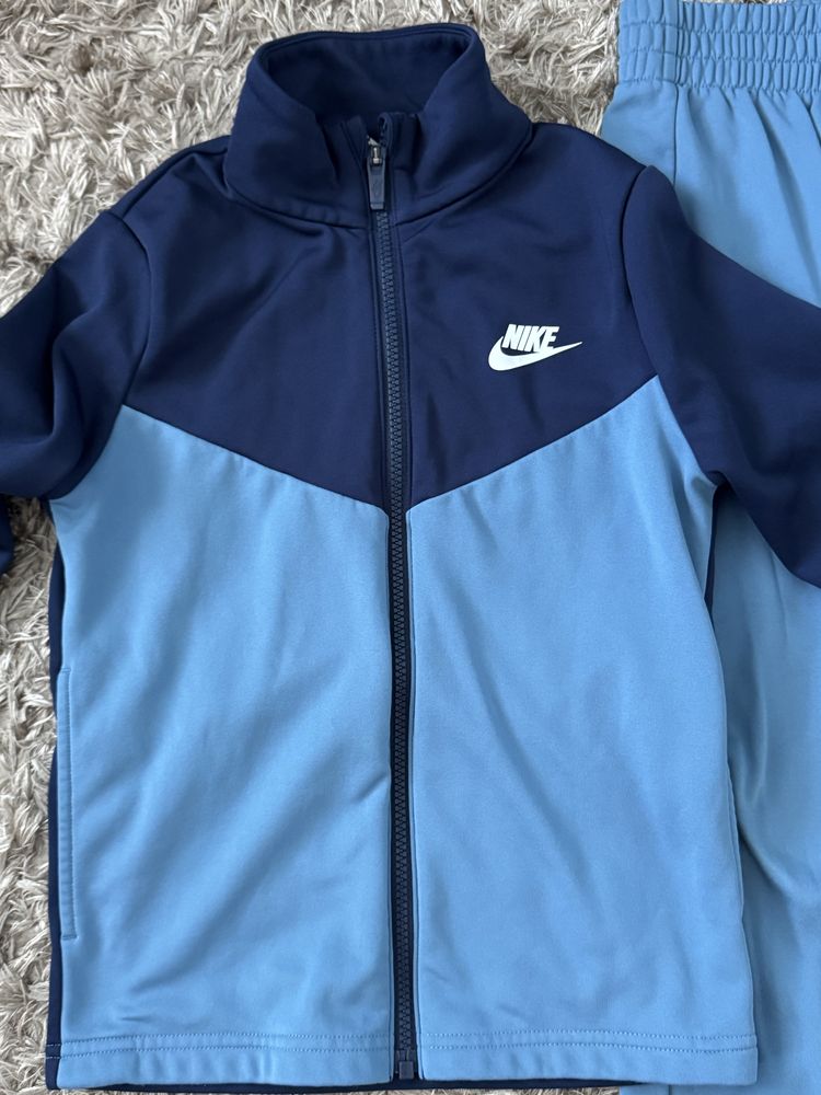 Детски оригинален екип nike