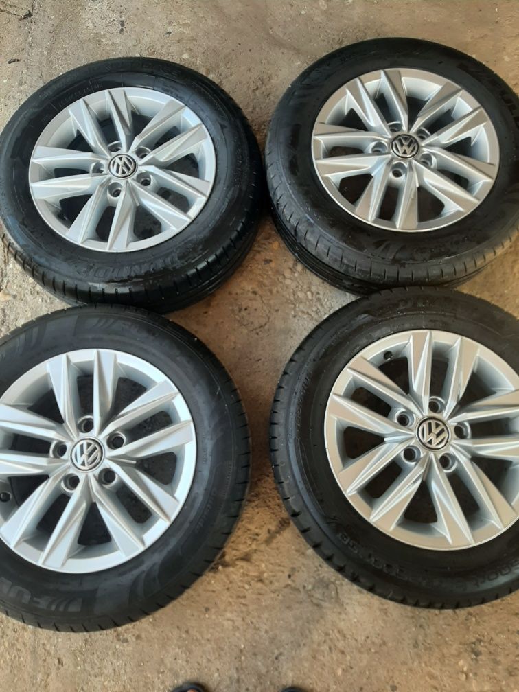 Jante aliaj cu anvelope vara 5 × 112 R 15