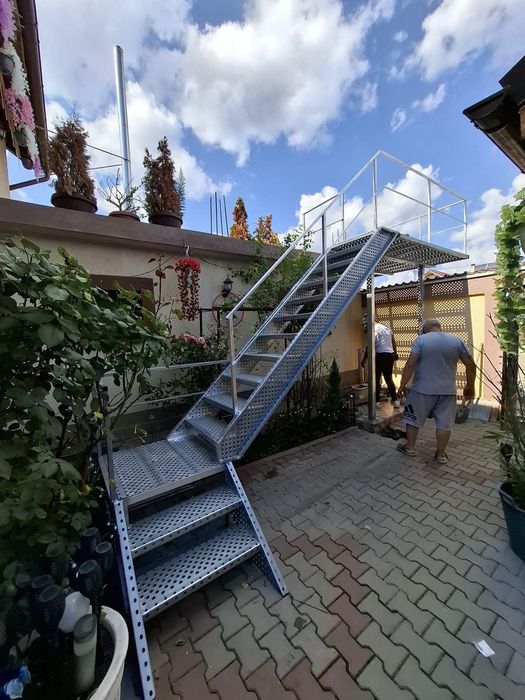 Confectionam scarii metalice zincate exterioare și pentru incendii , p